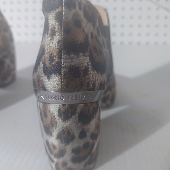 Antonio Milani leopard ankle boot. Size 7 and 1/2 so what is it - Picture 5 of 6